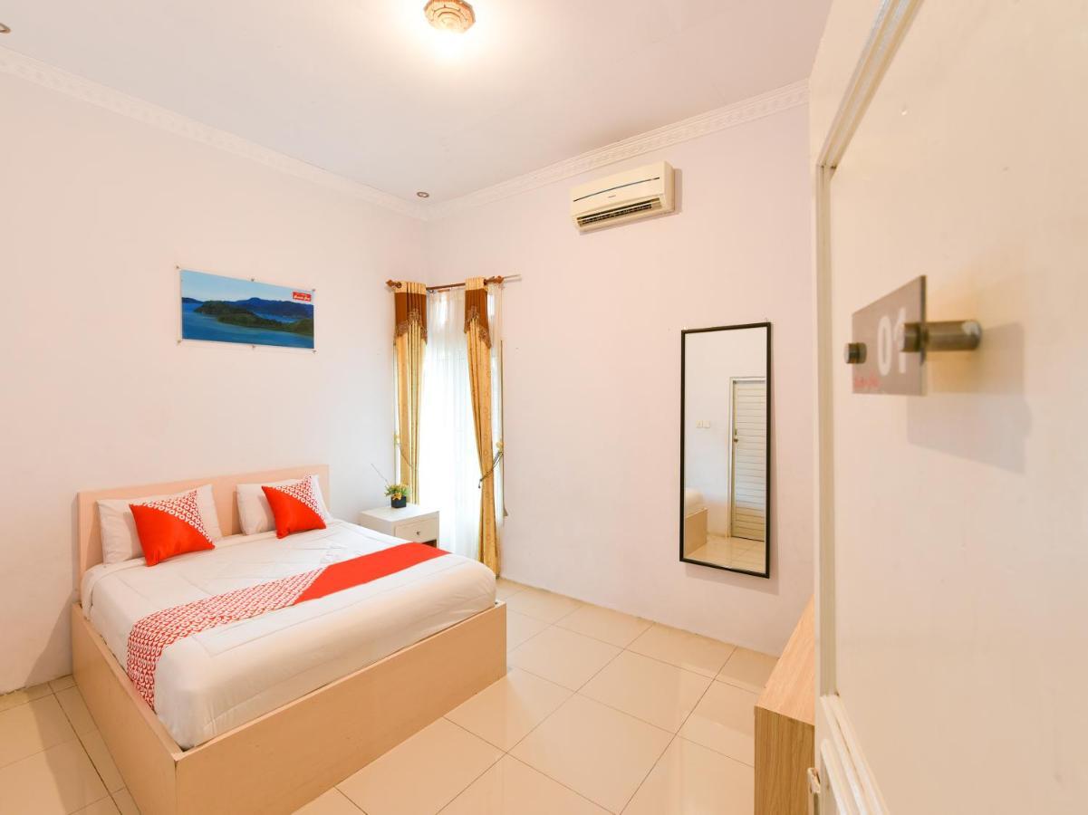 OYO 1074 Homestay Rumah Puti Painan Bagian luar foto