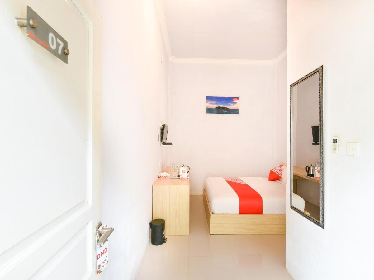 OYO 1074 Homestay Rumah Puti Painan Bagian luar foto